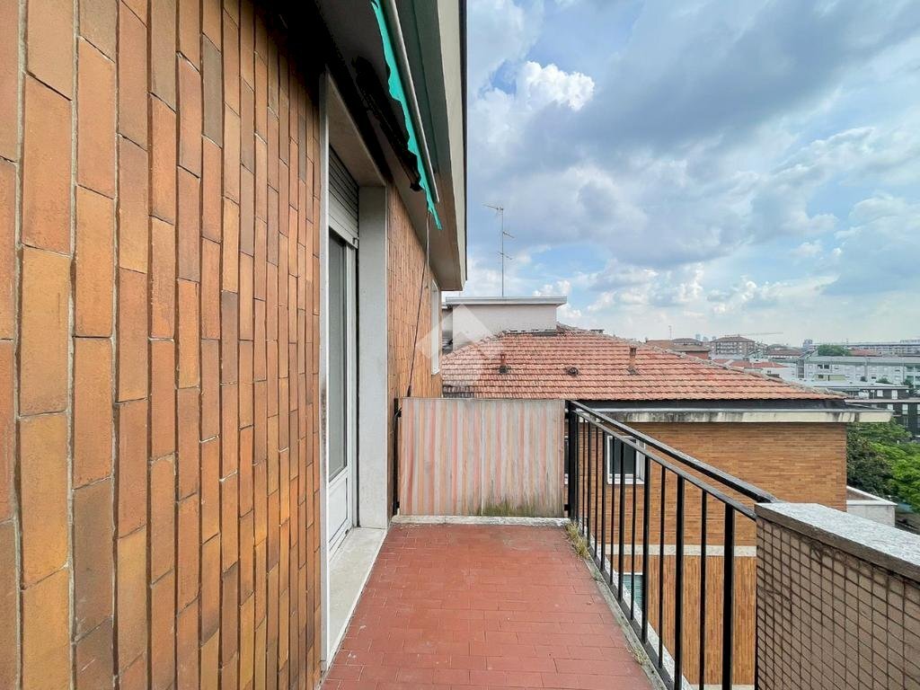Two-room apartment Viale rapisardi, Milano (neighborhood Bruzzano) - photo 2