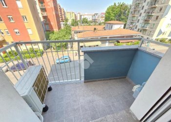 Two-room apartment Via Monfalcone, Milano (neighborhood Cimiano) - photo 3