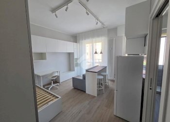 Two-room apartment Via Monfalcone, Milano (neighborhood Cimiano) - photo 11