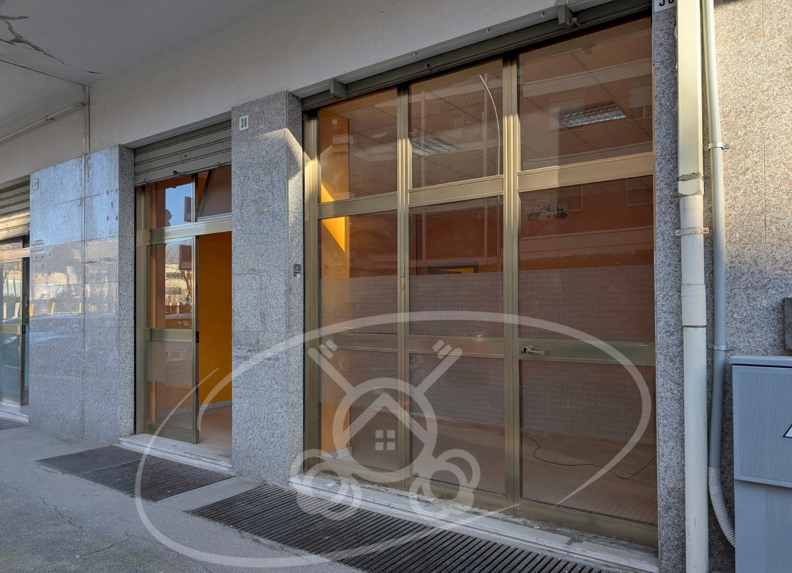 Commercial Premises Via Libera, 36, Foggia - photo 2