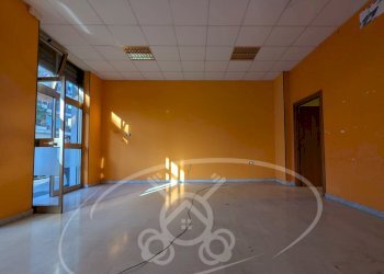 Commercial Premises Via Libera, 36, Foggia - photo 1