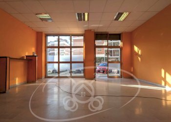Commercial Premises Via Libera, 36, Foggia - photo 6