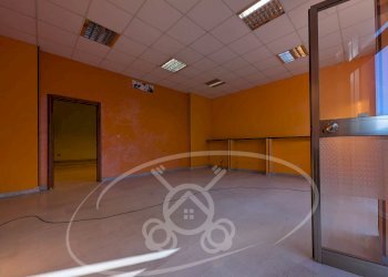 Commercial Premises Via Libera, 36, Foggia - photo 10