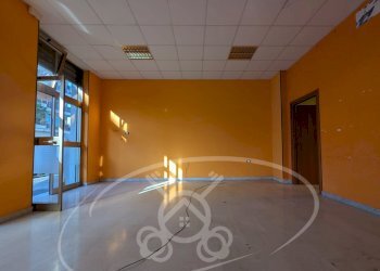 Commercial Premises Via Libera, 36, Foggia - photo 1