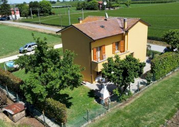 Villa Via Raggi, 39, Imola - foto 2