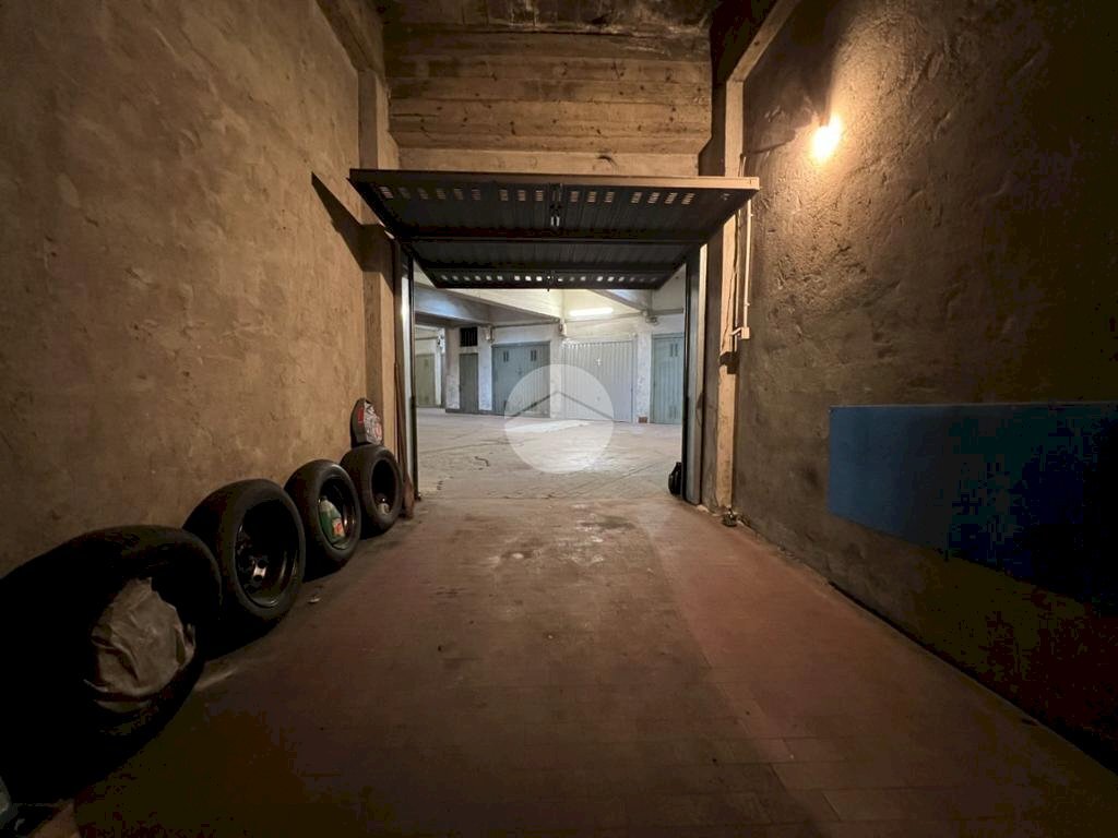Box Via Isernia, Torino (neighborhood Lucento) - photo 1