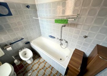 Three-room apartment Via Isernia, Torino (neighborhood Lucento) - photo 23