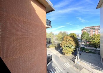 Three-room apartment Via Isernia, Torino (neighborhood Lucento) - photo 25