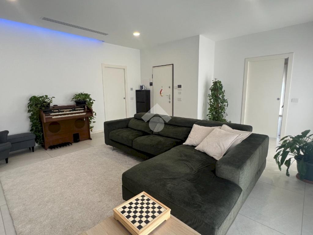 Four-room apartment Via Bollate, Novate Milanese - photo 1