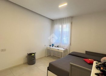 Three-room apartment Via Bollate, Novate Milanese - photo 24