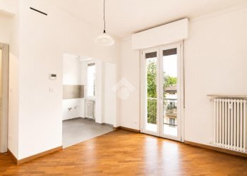 Three-room apartment Via Gaspare Spontini, Parma (neighborhood Cittadella) - photo 9