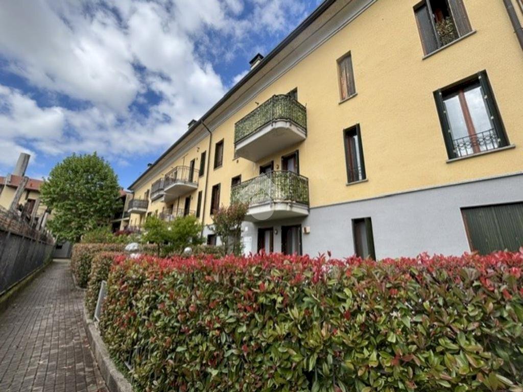 Bilocale Via Francesco Petrarca, Corbetta - foto 1