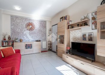 Two-room apartment Via per Cassina Nuova, Paderno Dugnano - photo 1
