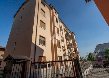 Two-room apartment Via per Cassina Nuova, Paderno Dugnano - photo 15