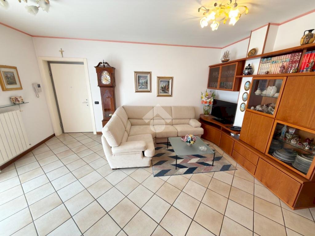 Three-room apartment Via Dante Alighieri, Paullo - photo 3