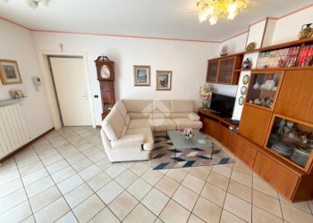 Three-room apartment Via Dante Alighieri, Paullo - photo 3