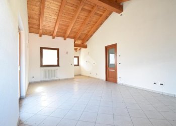 Three-room apartment Frazione Banchet, Pontey - photo 7