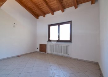 Three-room apartment Frazione Banchet, Pontey - photo 13