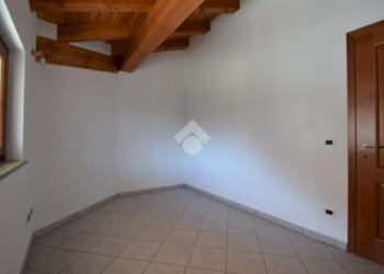 Three-room apartment Frazione Banchet, Pontey - photo 17