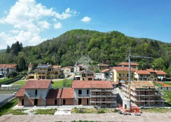 Terraced Villa Via G. Giolitti, Piasco - photo 6