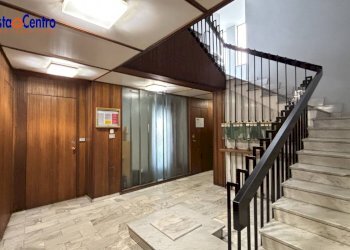 Foto 2 - Attic Via Porta Praetoria
 
19, Aosta - photo 2