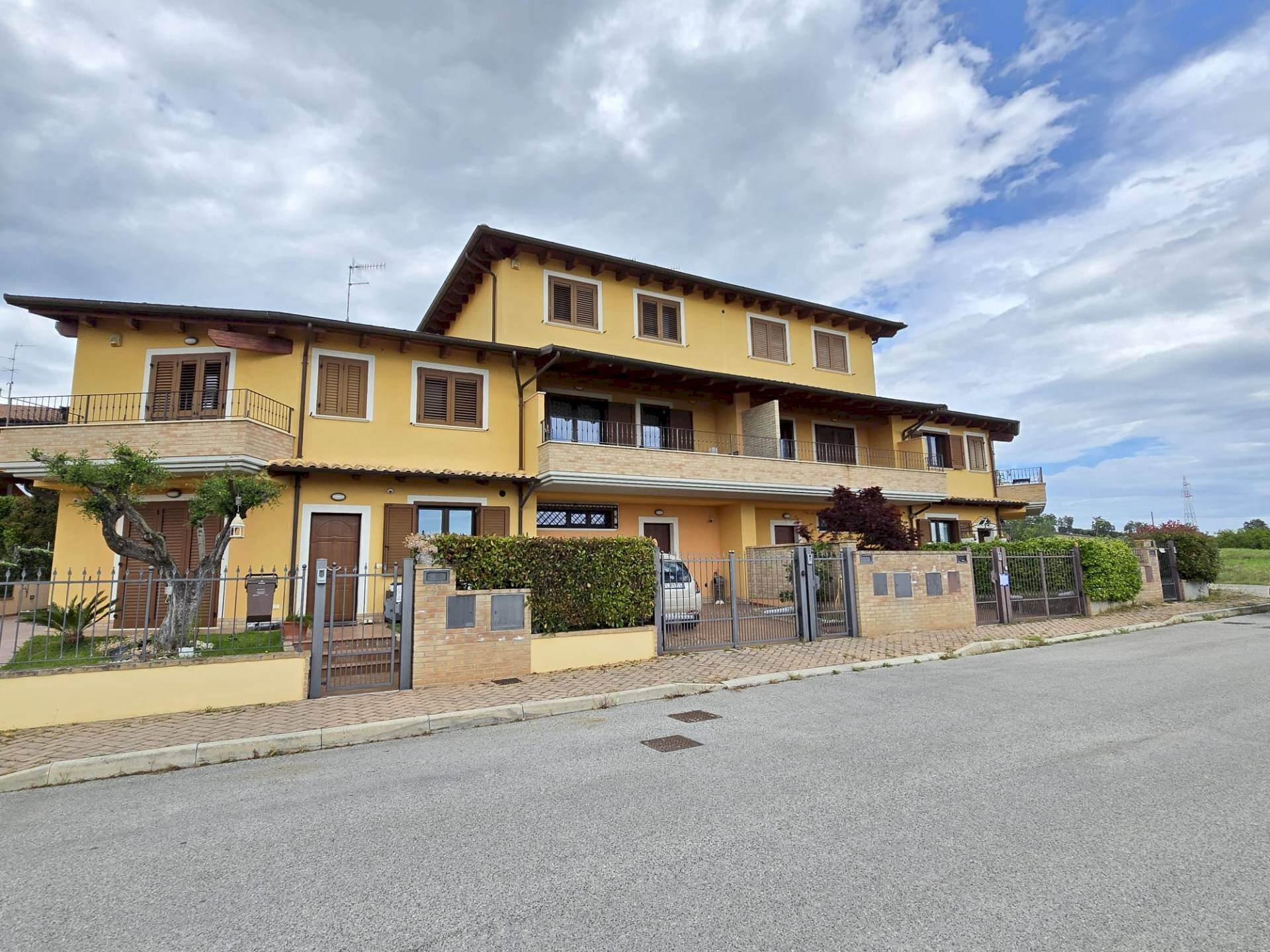 Foto 1 - Casa semi indipendente VIA DELLE BETULLE
 
59, Rosciano - foto 1