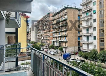 Balcone - Three-room apartment Via Principe di Piemonte
 
54, Casoria - photo 4