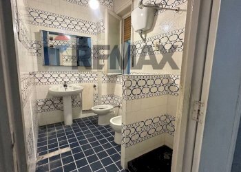 Bagno - Three-room apartment Via Principe di Piemonte
 
54, Casoria - photo 5