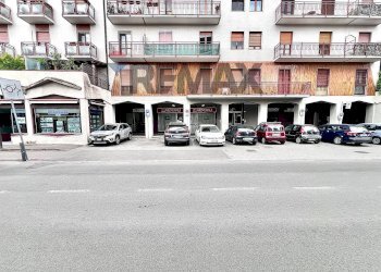 Edificio all\'aperto - Ufficio Via Leonardo Da Vinci
22, Cernusco sul Naviglio - foto 43