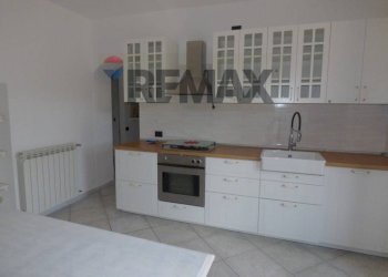 Cucina - Three-room apartment Via del cattel
 
19, Luino - photo 7