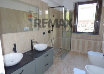 Bagno - Three-room apartment Via del cattel
 
19, Luino - photo 16