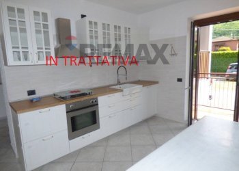 Cucina - Three-room apartment Via del cattel
 
19, Luino - photo 1