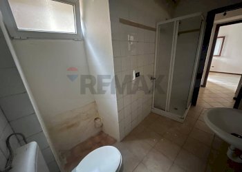 Bagno - Two-room apartment Cunardo - photo 11