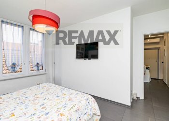 Camera / camera da letto - Three-room apartment Via Ulisse Merini
 
19, Varese - photo 9