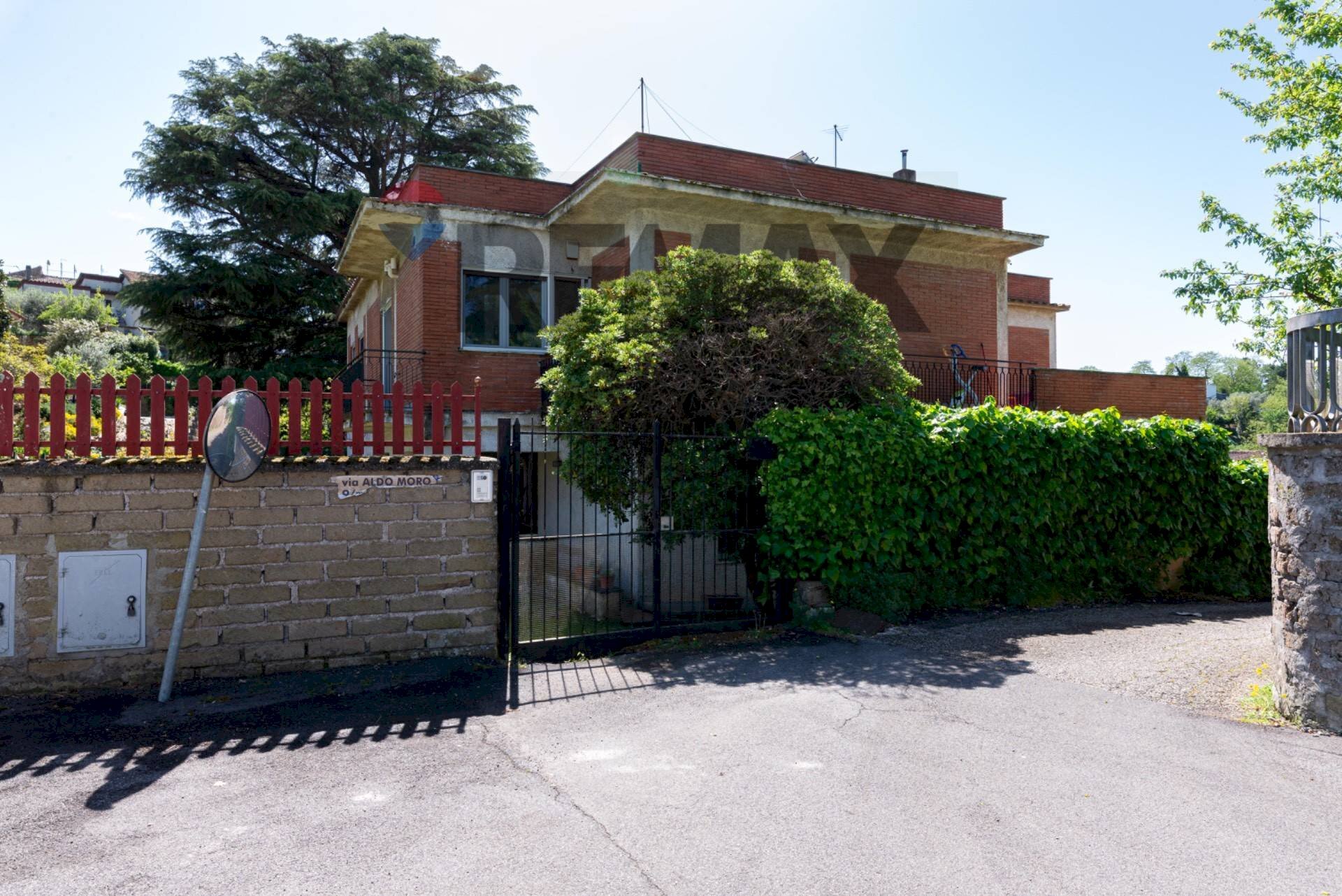 Casa all\'aperto - Villa Via Aldo Moro
 
9, Castelnuovo di Porto - foto 2