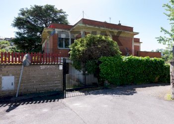 Casa all\'aperto - Villa Via Aldo Moro
 
9, Castelnuovo di Porto - foto 2