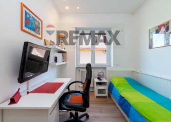 Camera / camera da letto - Villa Via Aldo Moro
 
9, Castelnuovo di Porto - foto 35