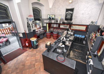 Palestra - Commercial Premises Corso Italia
 
190, Giarre - photo 26