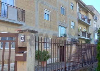 Edificio all\'aperto - Appartamento Via Salvo D'Acquisto
 
63, Caltagirone - foto 2
