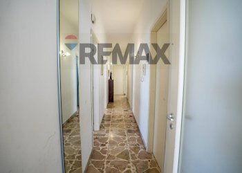 Hall / corridoio - Attico Via Empoli
 
16, San Giovanni la Punta - foto 13