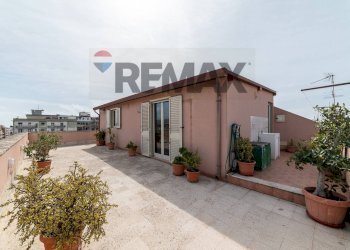Terrazza - Four-room apartment Via Gambetta
 
2, Catania - photo 26
