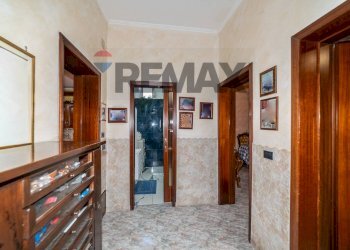 Hall / corridoio - Apartment Via Macaluso
 
83, Catania - photo 9