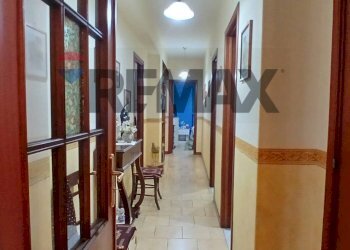 Hall / corridoio - Quadrilocale Via Regina Del Cielo
 
20, Fiumefreddo di Sicilia - foto 8