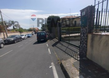 Edificio all\'aperto - Magazzino Via Agrigento
9, San Pietro Clarenza - foto 7
