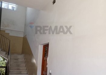 Scale - Three-room apartment Via Passarello
 
23, Catania - photo 9