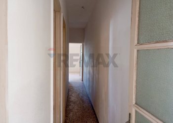 Hall / corridoio - Three-room apartment Via Passarello
 
23, Catania - photo 28