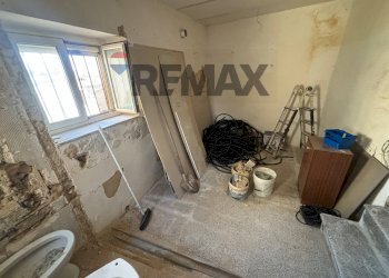 Bagno - Two-room apartment Via Amore
 
snc, Caltagirone - photo 3