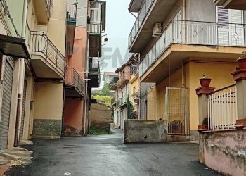 Edificio all\'aperto - Apartment Via Pistoia
49, Bronte - photo 16