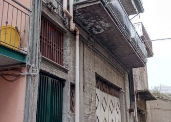 Edificio all\'aperto - Apartment Via Pistoia
49, Bronte - photo 17