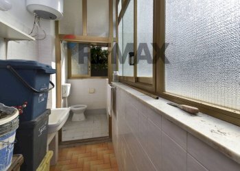 Bagno - Quadrilocale Via Provinciale Per Riposto
 
13, Acireale - foto 37